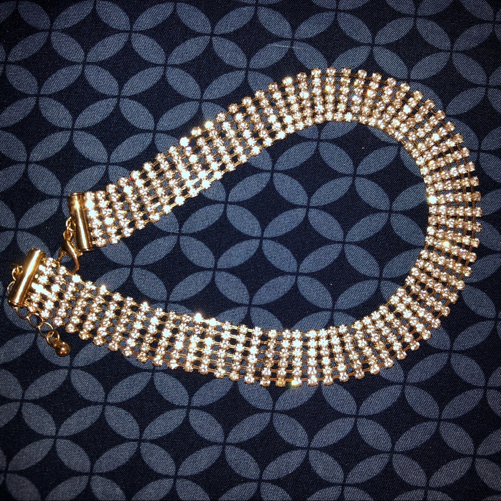 Gold diamond choker